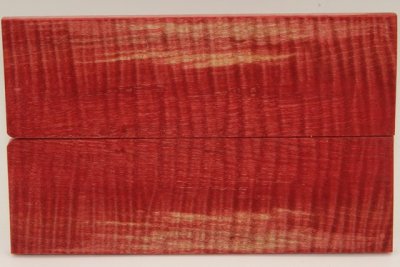 Plaquettes pour la coutellerie, Erable sycomore stabilis&eacute; rouge, ref:PESOs76028r
