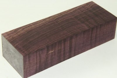 Bloc pour la coutellerie, Erable sycomore ondé stabilisé violet, ref:BESOs18371vi