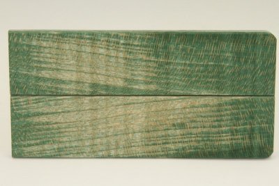 Plaquettes pour la coutellerie, Erable sycomore ondé stabilisé vert, ref:PESOs37386ve