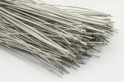 Rivets pour la coutellerie, tiges en inox 316L, recuit, 200mm de long, par lot de 5, ref:RVF-inox 
