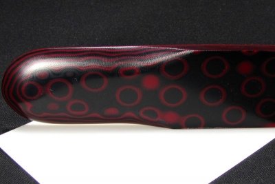 Plaque de Micarta Prémium, motif Petites roses rouge, ref:PMicPRor