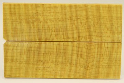 Plaquettes pour la coutellerie, Erable sycomore ondé stabilisé jaune, ref:PESOs44423j